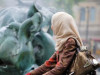 Latviešiem negatīva attieksme pret islāmticīgo gatavību tiesāties ar valsti  ja tiks aizliegtas “burkas”